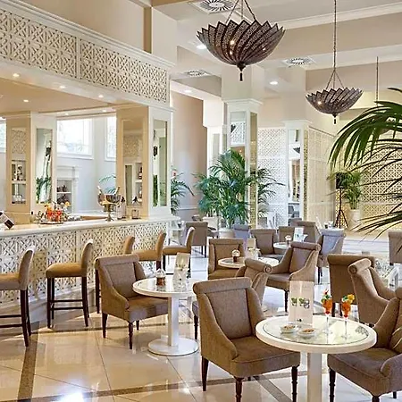 Riu Garoe Hotel