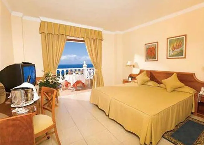 Hotel Riu Garoe 4*