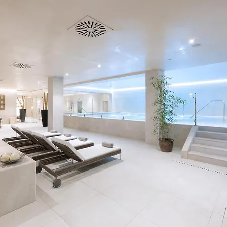 ホテル Riu Garoe 4*